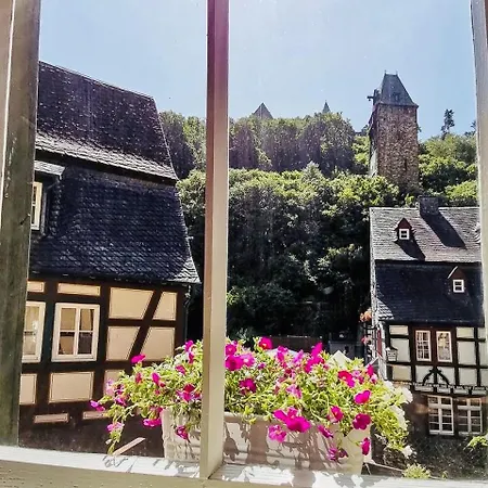 Half-timbered House From 1677 At Walls شقة باشاراش